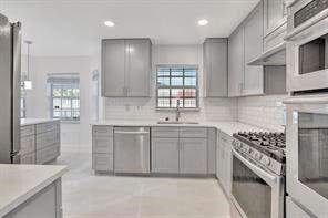 2410 NW 137th Terrace, Sunrise FL - photo 10 of 29