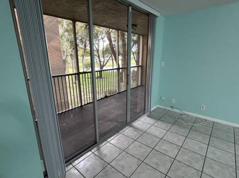 3301 NW 47th Terrace #210, Lauderdale Lakes FL - photo 11 of 13