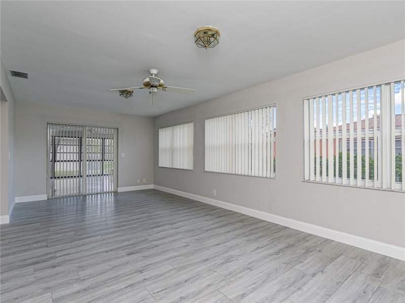 2 bedroom Single Family Residence at 7000 NW 107th Avenue, Westwood Community 7, Tamarac — photo 5