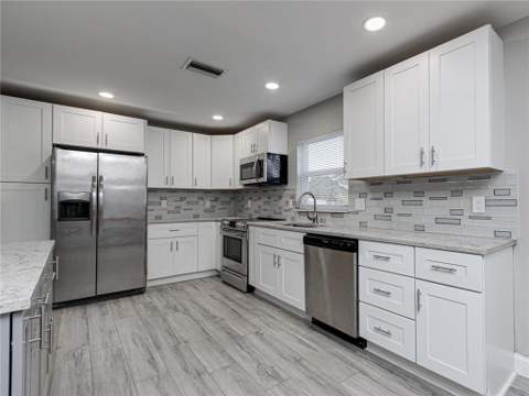 7000 NW 107th Avenue, Tamarac FL - photo 11 of 63