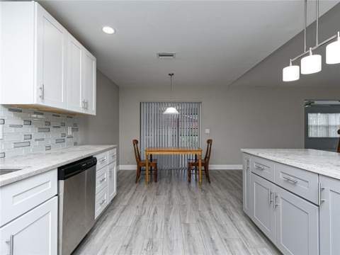 7000 NW 107th Avenue, Tamarac FL - photo 12 of 63