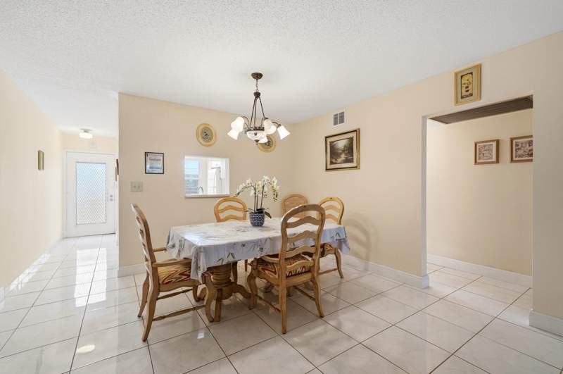 2 bedroom Condominium at 3201 Portofino Point #E3, Portofino Village 2-C Condo, Coconut Creek — photo 3