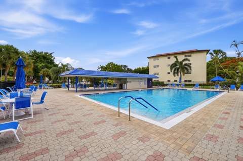 3201 Portofino Point #E3, Coconut Creek FL - photo 8 of 32