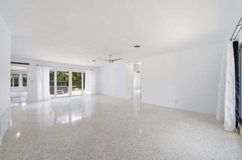 1985 Ocean Mist Drive, Lauderdale-By-The-Sea FL - photo 11 of 40