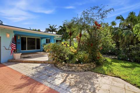1985 Ocean Mist Drive, Lauderdale-By-The-Sea FL - photo 9 of 40