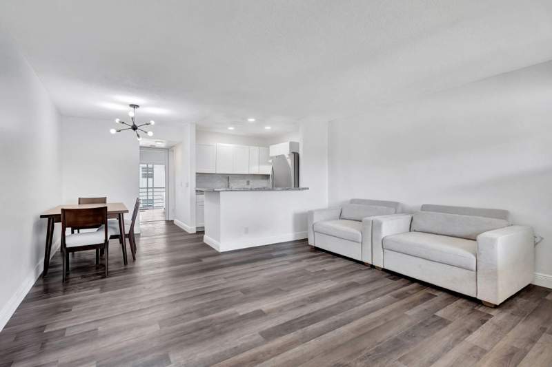 1 bedroom Condominium at 211 Sheffield I, Sheffield Condos A To Q, West Palm Beach — photo 3