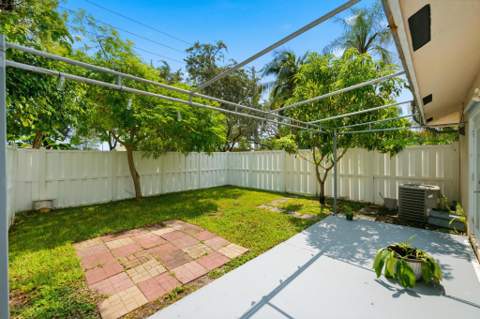 8417 NW 40th Court, Sunrise FL - photo 18 of 28