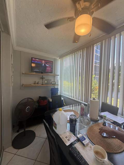 2811 Somerset Drive #118, Lauderdale Lakes FL - photo 9 of 13