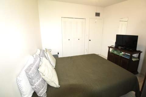9342 S Belfort Circle #214, Tamarac FL - photo 19 of 40