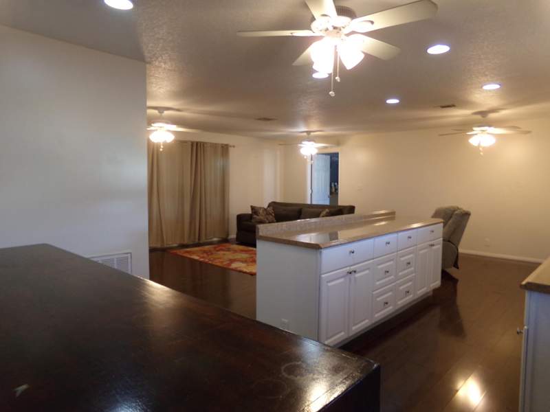 3 bedroom Manufactured Home at 52004 Florinada Bay, Jamaica Bay Mobile Home Co Op, Boynton Beach — photo 3
