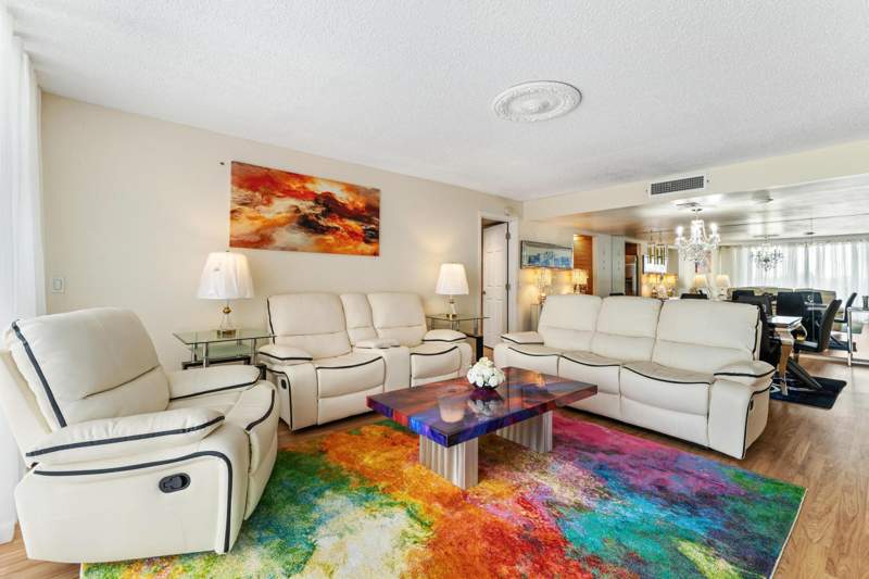2 bedroom Condominium at 5600 N Flagler Drive #402, Palm Beach House, West Palm Beach — photo 4