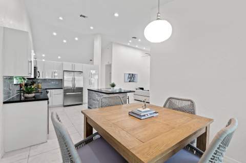 5954 NW 74th Street, Parkland FL - photo 17 of 44