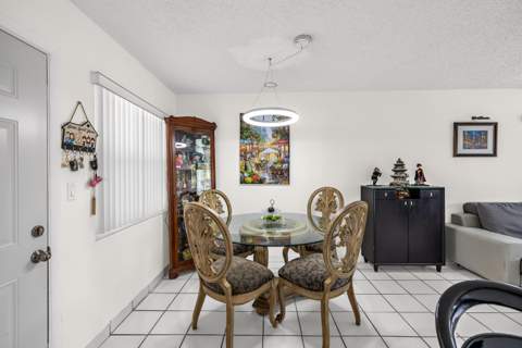 6507 Winfield Boulevard #211ac, Margate FL - photo 11 of 28