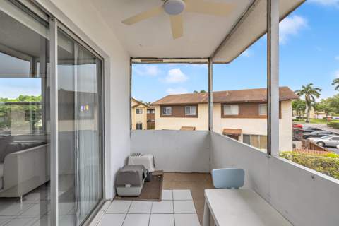 6507 Winfield Boulevard #211ac, Margate FL - photo 19 of 28
