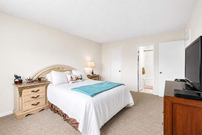 2 bedroom Condominium at 6507 Winfield Boulevard #211ac, Margate Village Phase II Condo, Margate — photo 4