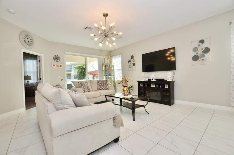 2 bedroom Single Family Residence at 1897 NW Cataluna Circle, Vizcaya Falls Plat 2, Port St. Lucie — photo 5