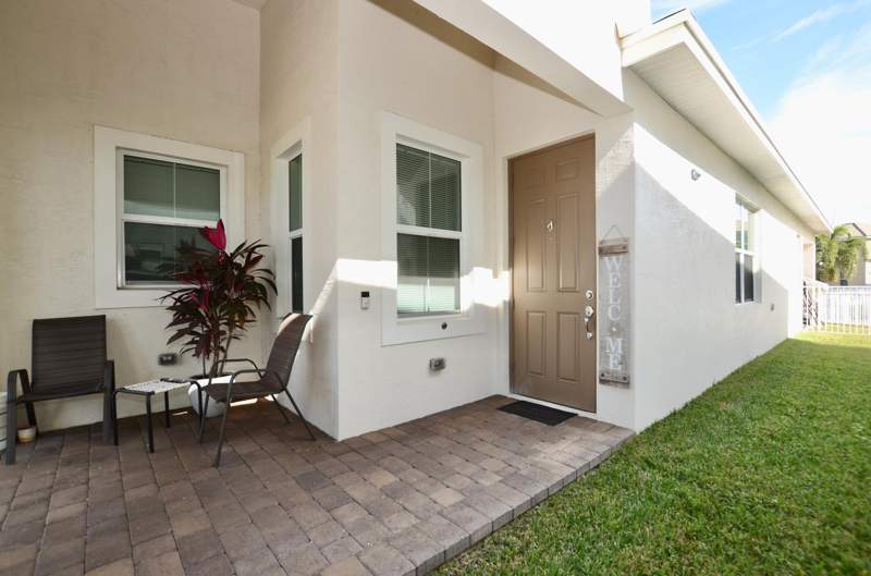 2 bedroom Single Family Residence at 1897 NW Cataluna Circle, Vizcaya Falls Plat 2, Port St. Lucie — photo 3