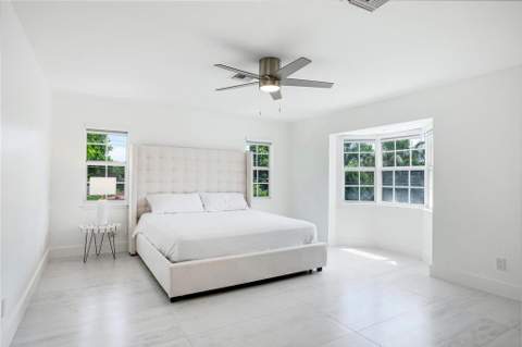 1940 Harbourview Drive, Fort Lauderdale FL - photo 21 of 45