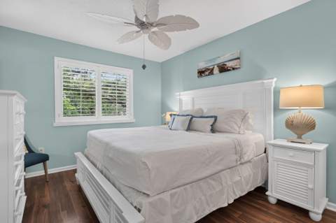 236 Village Boulevard #1202, Tequesta FL - photo 17 of 45