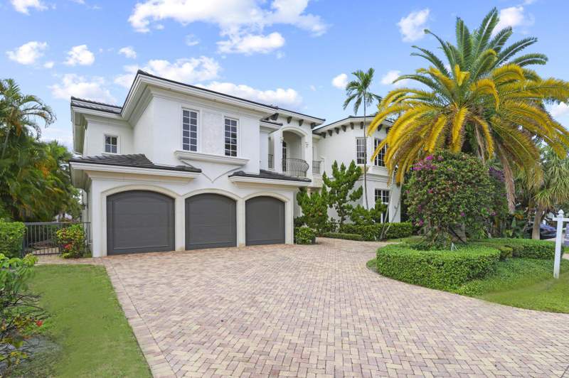 5 bedroom Single Family Residence at 501 Golden Harbour Drive, Golden Harbour Sec 01, Boca Raton — photo 5