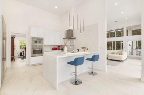 1084 Seagull Park Road, West Palm Beach FL - photo 13 of 59