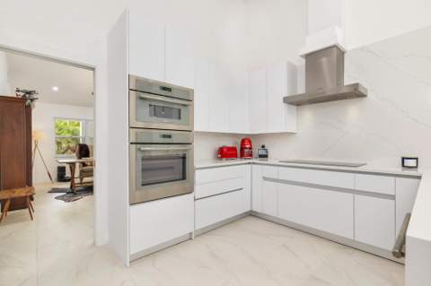 1084 Seagull Park Road, West Palm Beach FL - photo 14 of 59