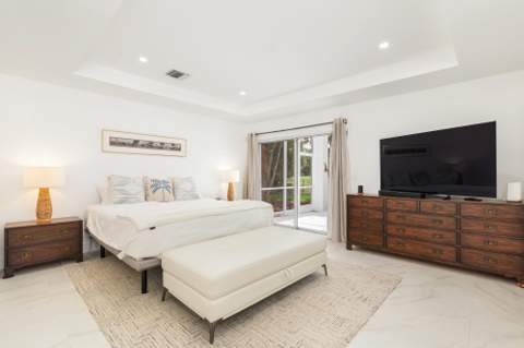 1084 Seagull Park Road, West Palm Beach FL - photo 20 of 59