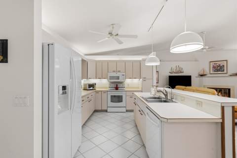 1604 SW Seagull Way, Palm City FL - photo 11 of 82
