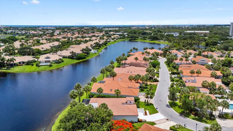 3 bedroom Single Family Residence at 3526 Lantern Bay Drive, Lantern Bay At Jonathans Landing, Jupiter — photo 4