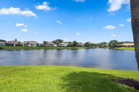 3526 Lantern Bay Drive, Jupiter FL - photo 20 of 29