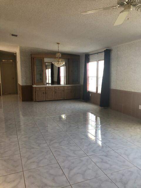3 bedroom Manufactured Home at 8579 Gallberry Circle, Savanna Club Plat III, Port St. Lucie — photo 4