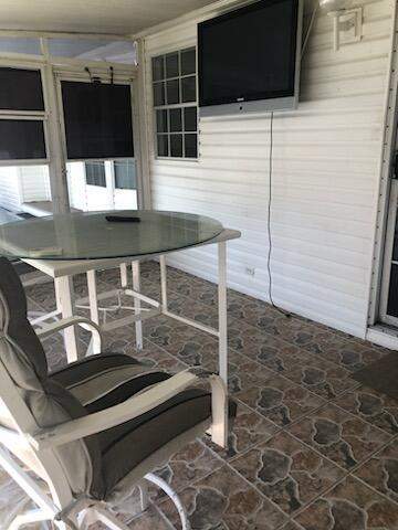 8579 Gallberry Circle, Port St. Lucie FL - photo 10 of 24