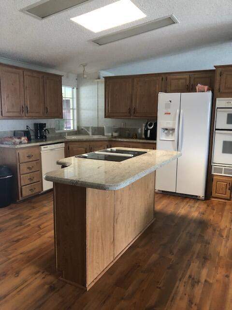 8579 Gallberry Circle, Port St. Lucie FL - photo 12 of 24