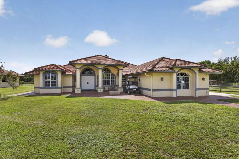 4 bedroom Single Family Residence at 2564 Deer Run Trail, DEER RUN, Loxahatchee — photo 2