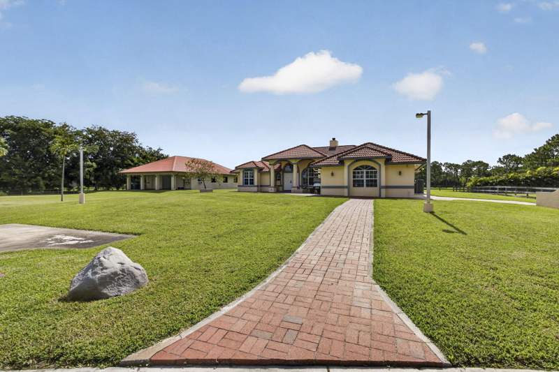 4 bedroom Single Family Residence at 2564 Deer Run Trail, DEER RUN, Loxahatchee — photo 3
