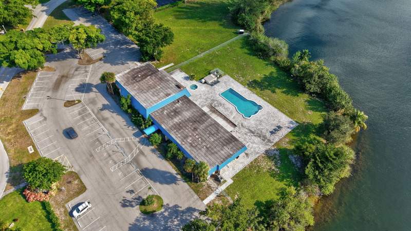 2 bedroom Single Family Residence at 4741 NW 13th Avenue, Crystal Lake 4th Sec, Deerfield Beach — photo 3