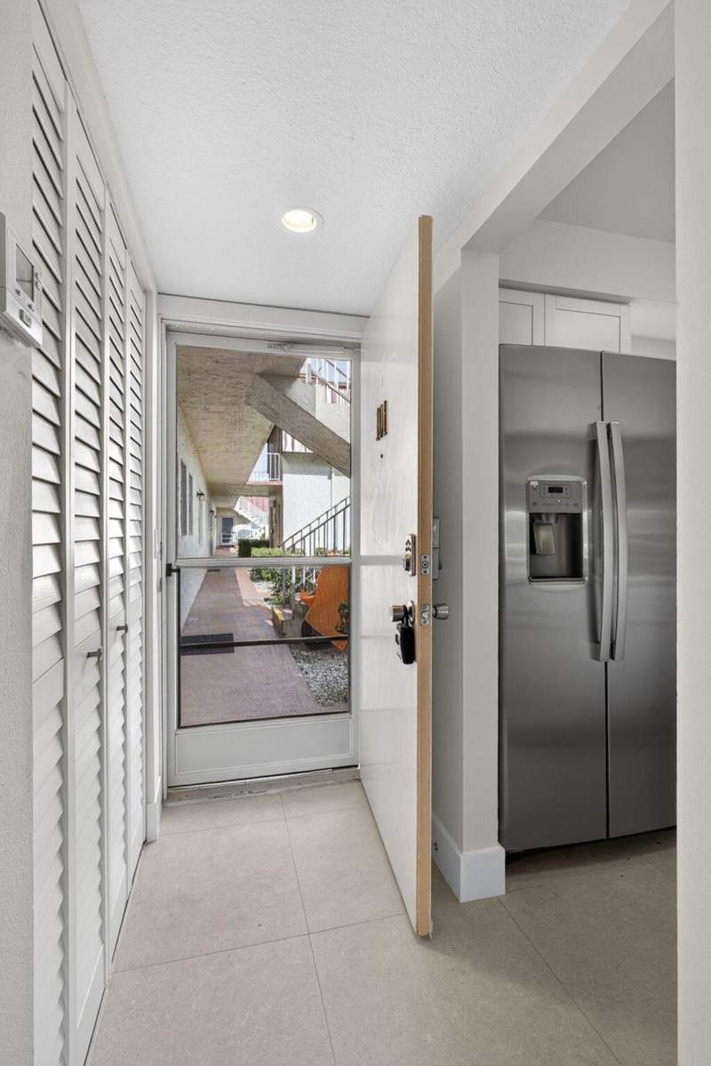 2 bedroom Condominium at 12020 W Greenway Drive #101, Greenway Village South Condo 2, Royal Palm Beach — photo 5