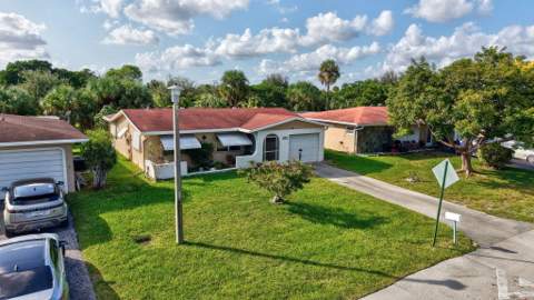 4741 NW 13th Avenue, Deerfield Beach FL - photo 7 of 36