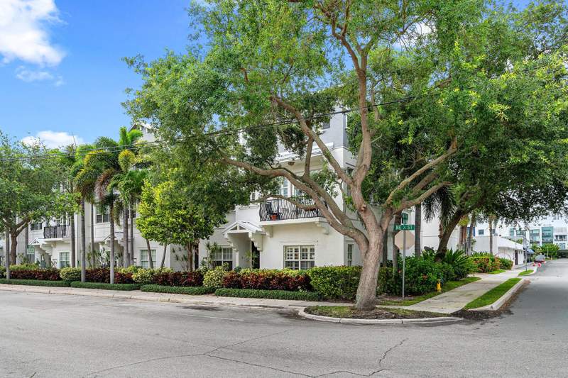 3 bedroom Townhouse at 290 NE 5th Avenue #9, San Sebastian, Delray Beach — photo 3