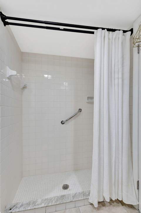 99 Lake Arbor Drive, Palm Springs FL - photo 15 of 27