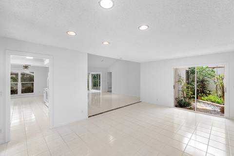5635 Kiowa Circle, Boynton Beach FL - photo 16 of 54