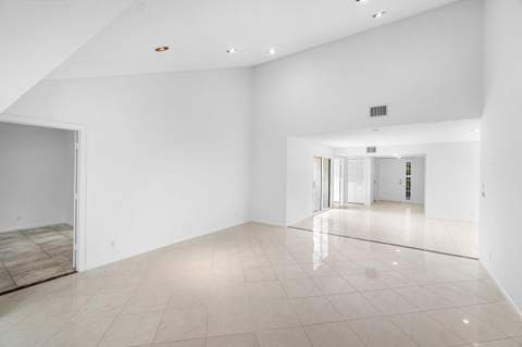 5635 Kiowa Circle, Boynton Beach FL - photo 20 of 54
