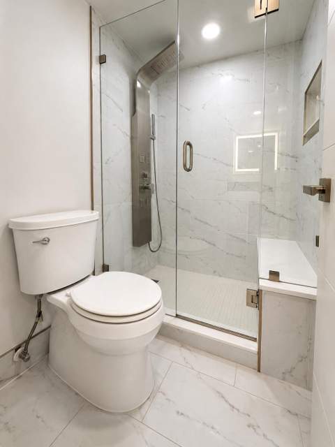 3930 Oaks Clubhouse Drive #303, Pompano Beach FL - photo 13 of 19