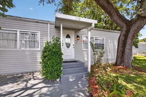 170 Maple Avenue, Palm Beach Gardens FL - photo 7 of 63