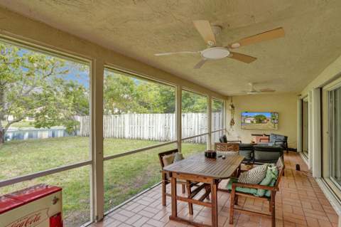 13525 NW 5th Court, Plantation FL - photo 10 of 15