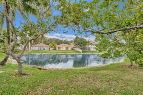 13525 NW 5th Court, Plantation FL - photo 12 of 15