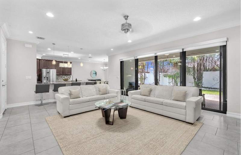 4 bedroom Single Family Residence at 8104 Rainforest Jasper Lane, Atlantic Commons Pl 5, Delray Beach — photo 3