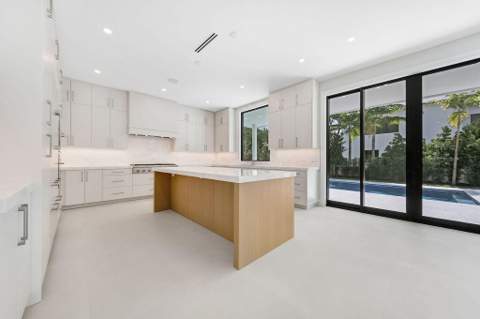 1550 Ponce De Leon Drive, Fort Lauderdale FL - photo 20 of 79