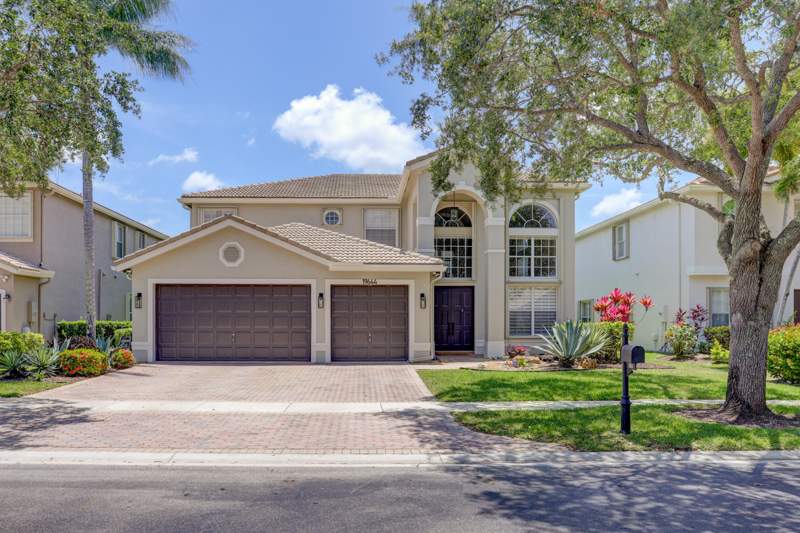 4 bedroom Single Family Residence at 19644 Estuary Drive, Saturnia, Boca Raton — photo 2