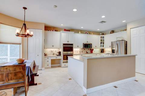 19644 Estuary Drive, Boca Raton FL - photo 10 of 43